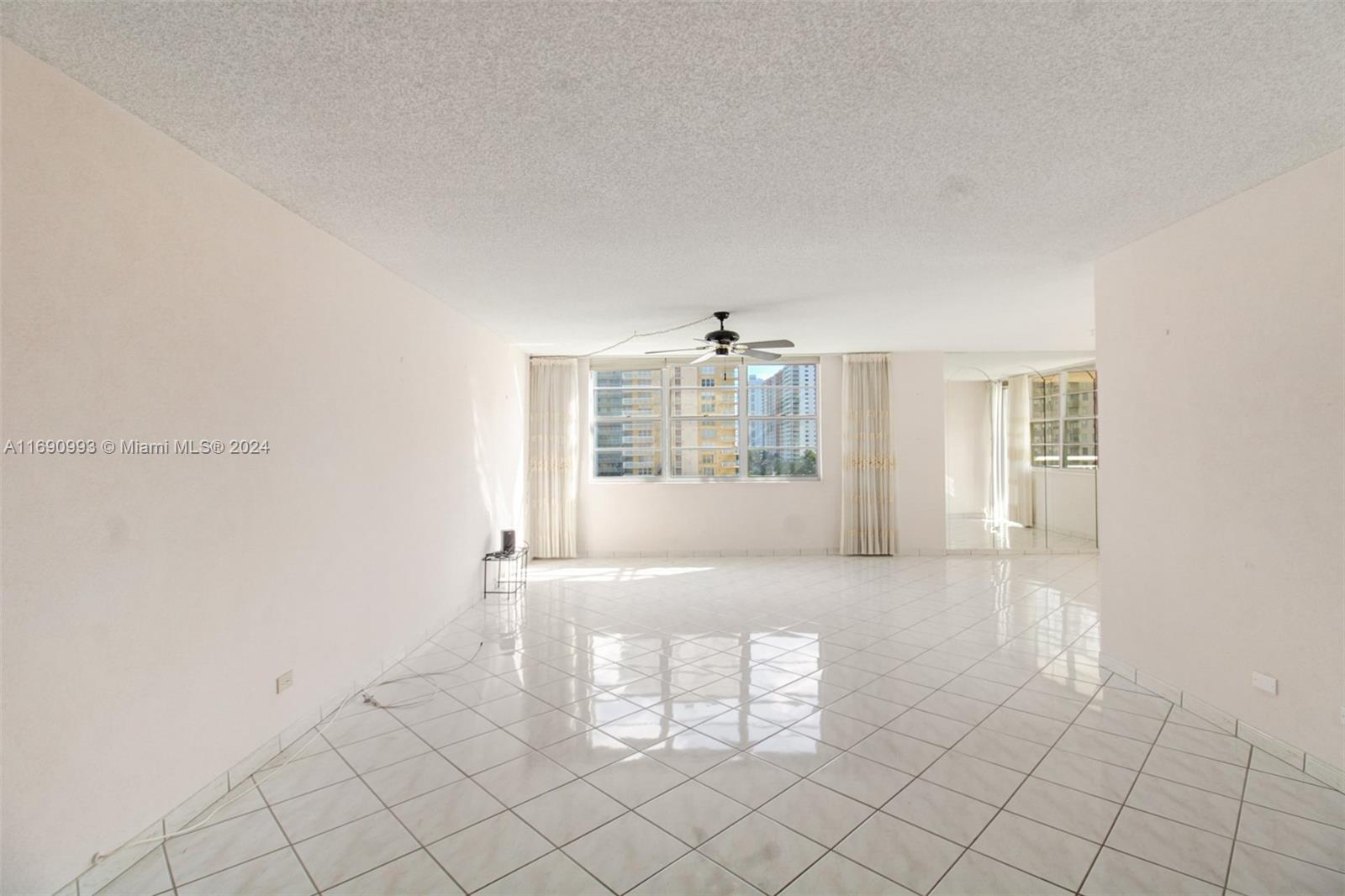 251 174th St #516, Sunny Isles Beach, Florida image 7