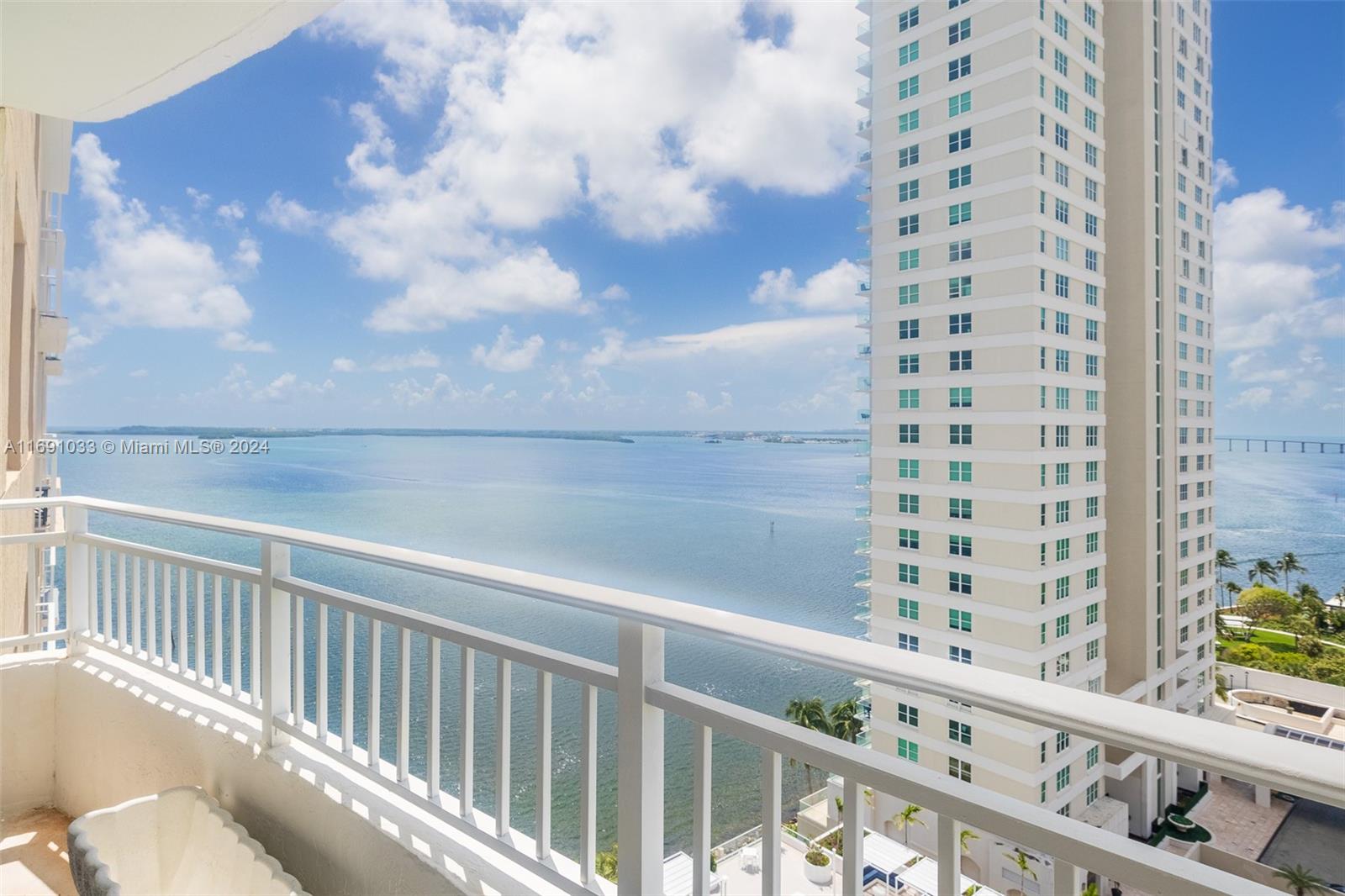770 Claughton Island Dr #1610, Miami FL 33131