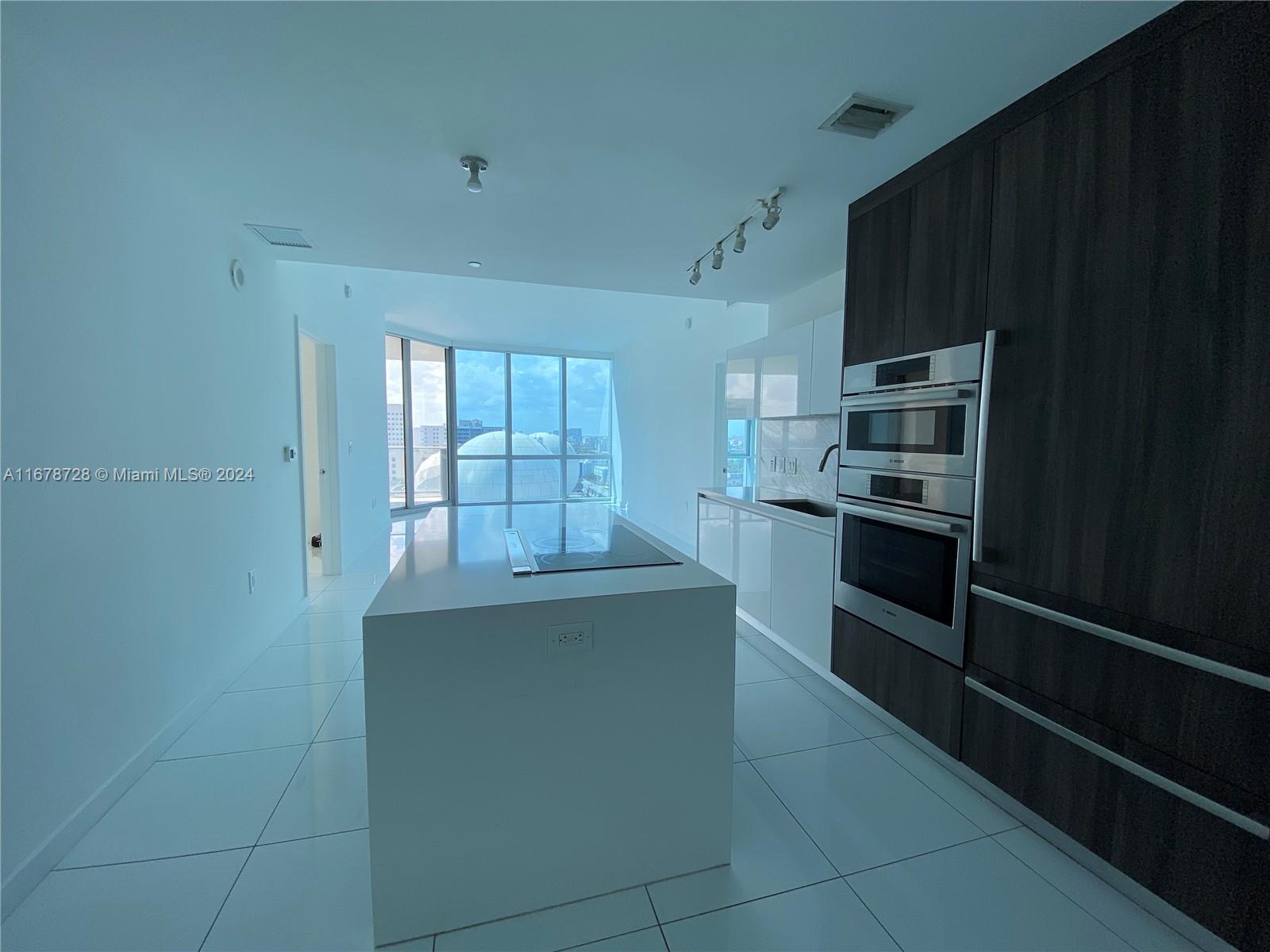 851 NE 1st Ave #1508, Miami, Florida image 23