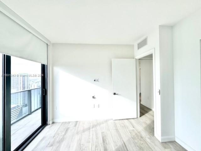 55 SW 9th St #4008, Miami FL 33130