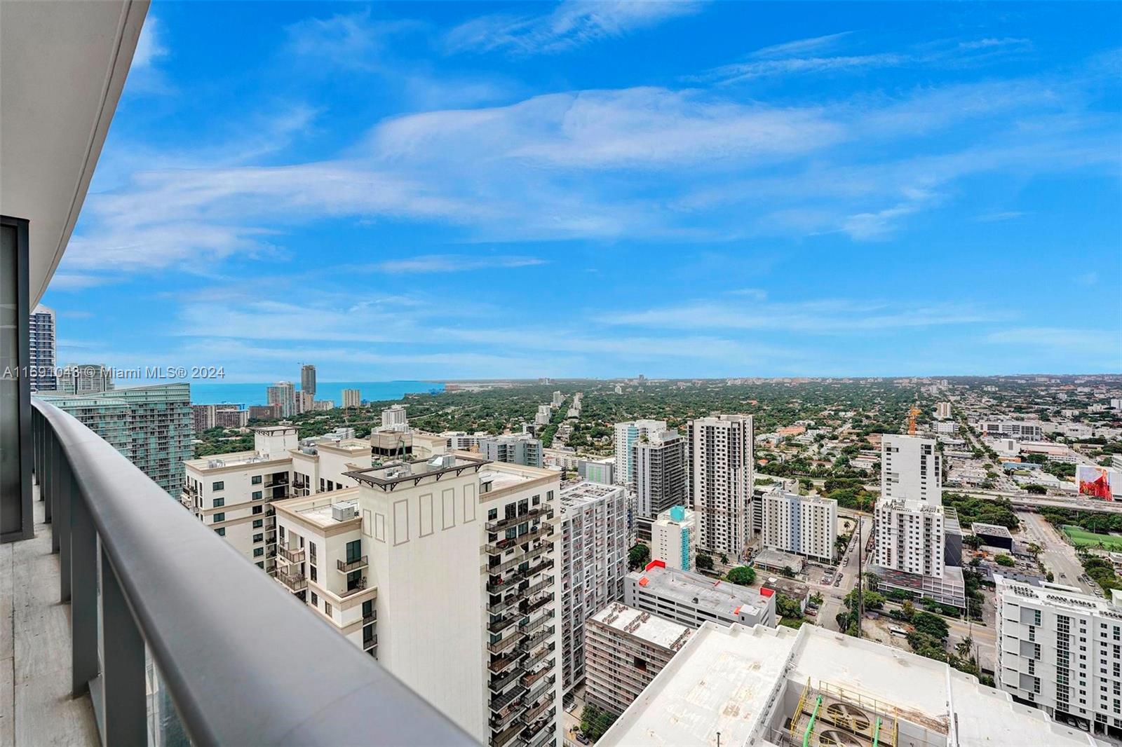 55 SW 9th St #4008, Miami FL 33130