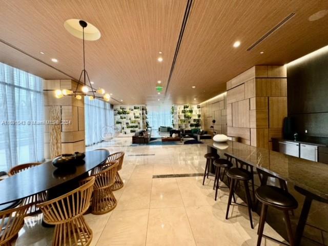 55 SW 9th St #4008, Miami FL 33130