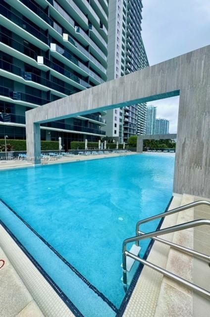 55 SW 9th St #4008, Miami FL 33130