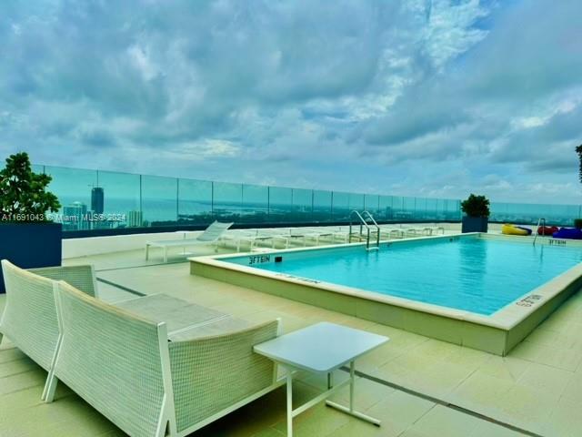 55 SW 9th St #4008, Miami FL 33130