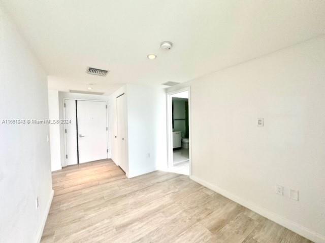 55 SW 9th St #4008, Miami FL 33130