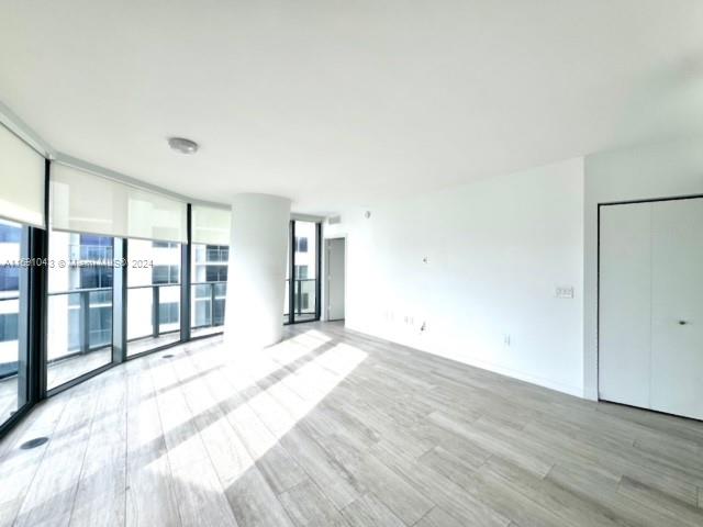 55 SW 9th St #4008, Miami FL 33130