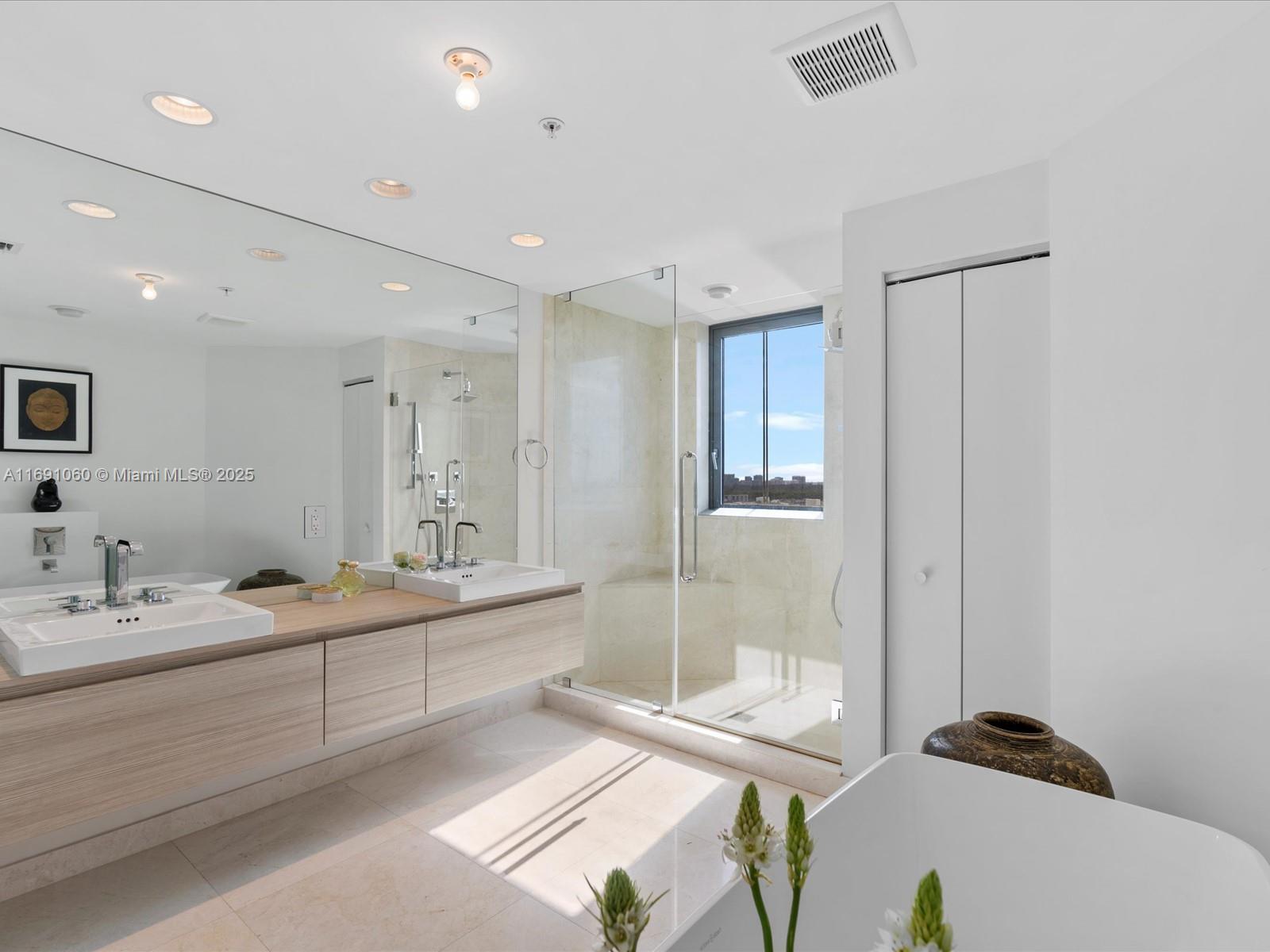 17111 Biscayne Blvd #1104, North Miami Beach, Florida image 13