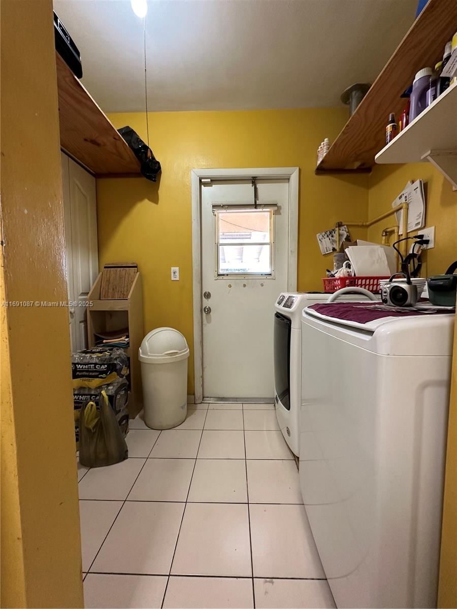 981 W 53rd St, Hialeah, Florida image 23