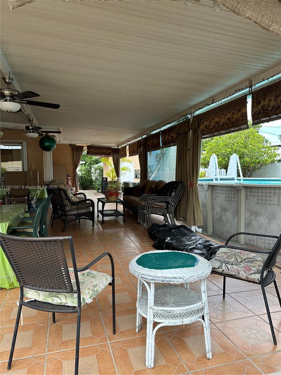 981 W 53rd St, Hialeah, Florida image 37