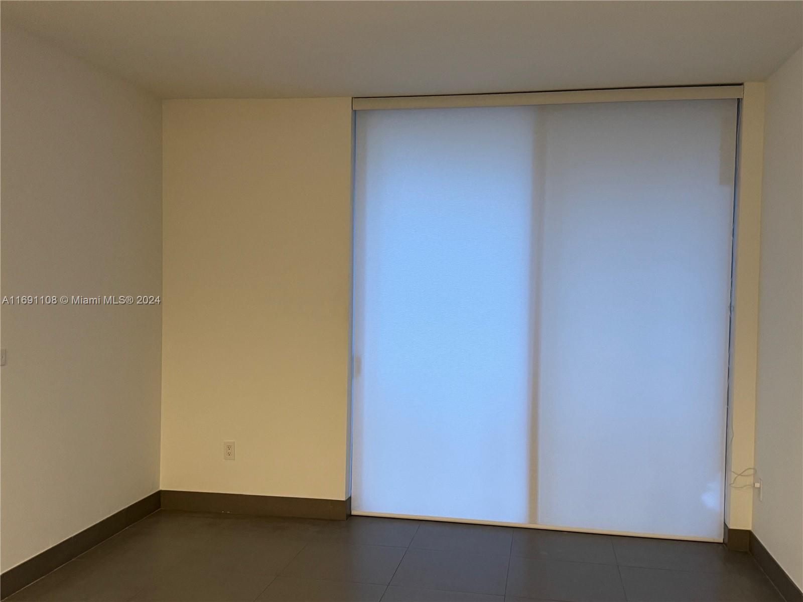 1060 Brickell Ave #1707, Miami FL 33131