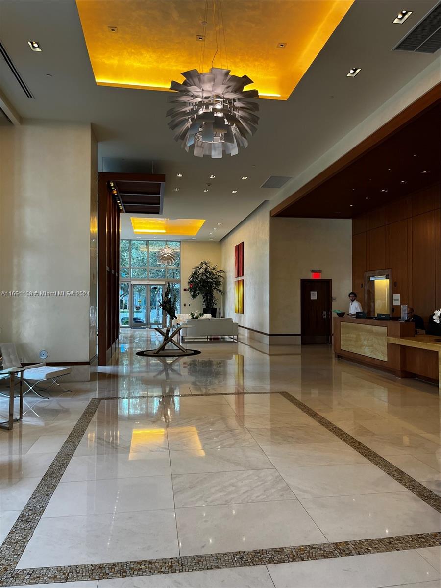 1060 Brickell Ave #1707, Miami FL 33131