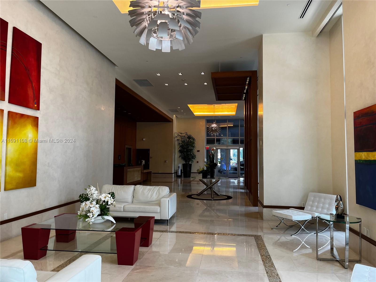 1060 Brickell Ave #1707, Miami FL 33131