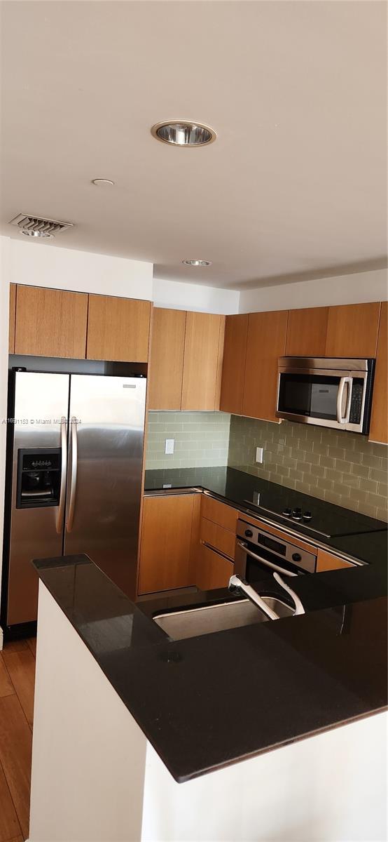 1060 Brickell Ave #1813, Miami FL 33131