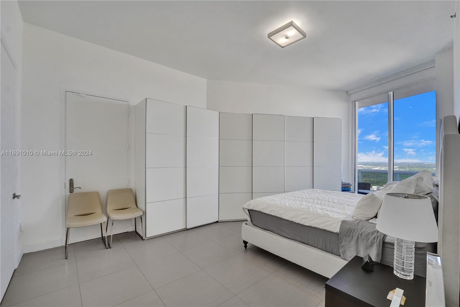 15811 Collins Ave #3405, Sunny Isles Beach FL 33160