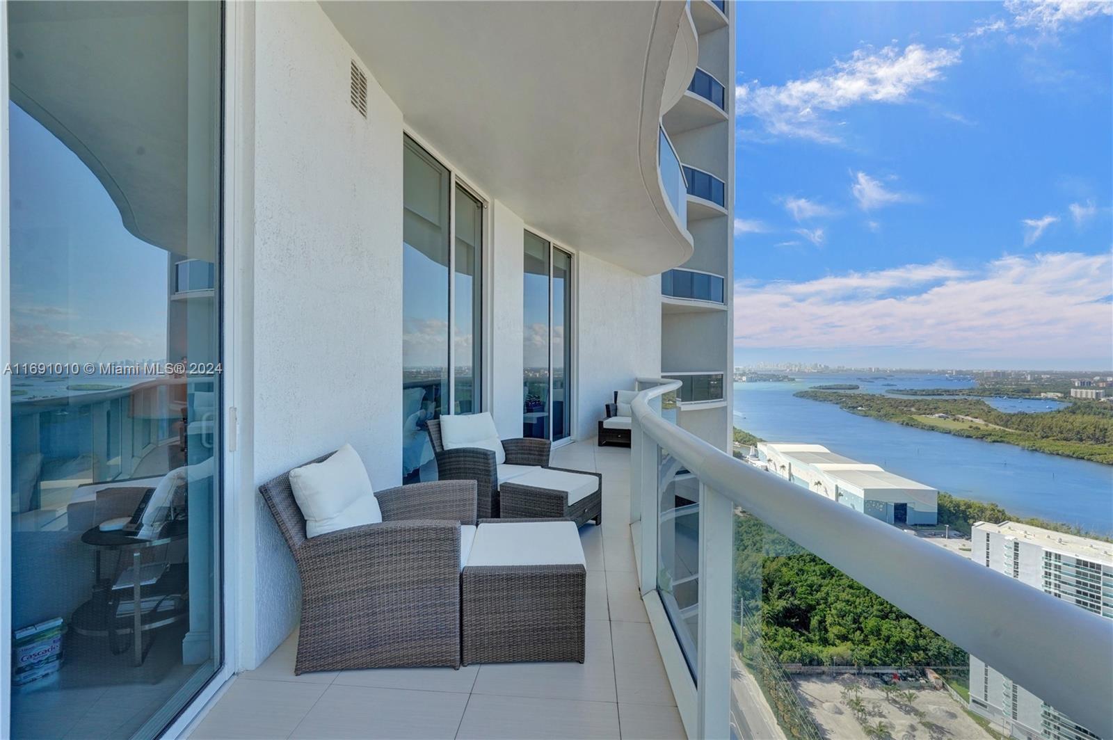 15811 Collins Ave #3405, Sunny Isles Beach FL 33160