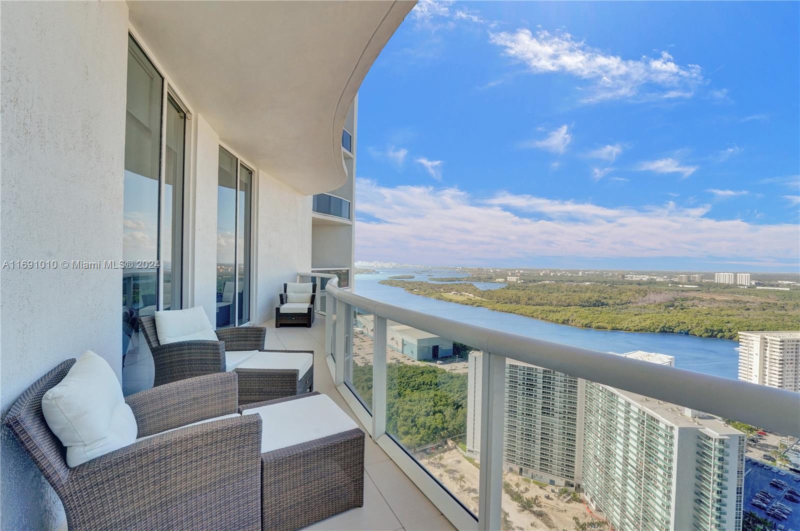 15811 Collins Ave #3405, Sunny Isles Beach FL 33160