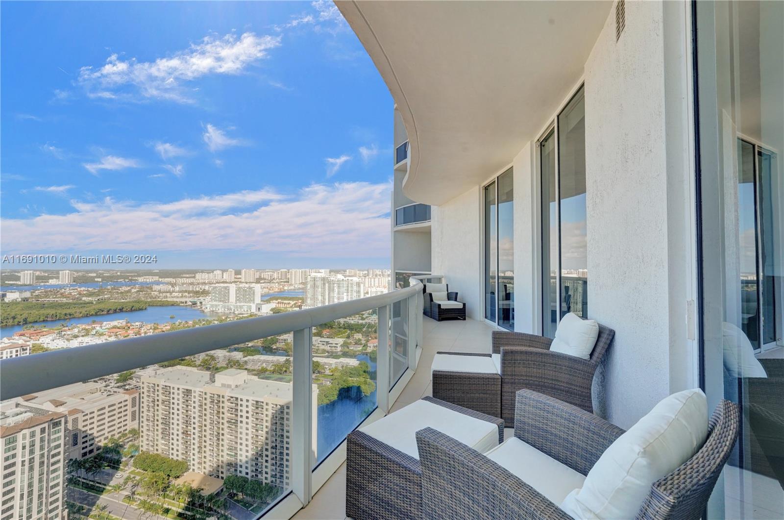 15811 Collins Ave #3405, Sunny Isles Beach FL 33160