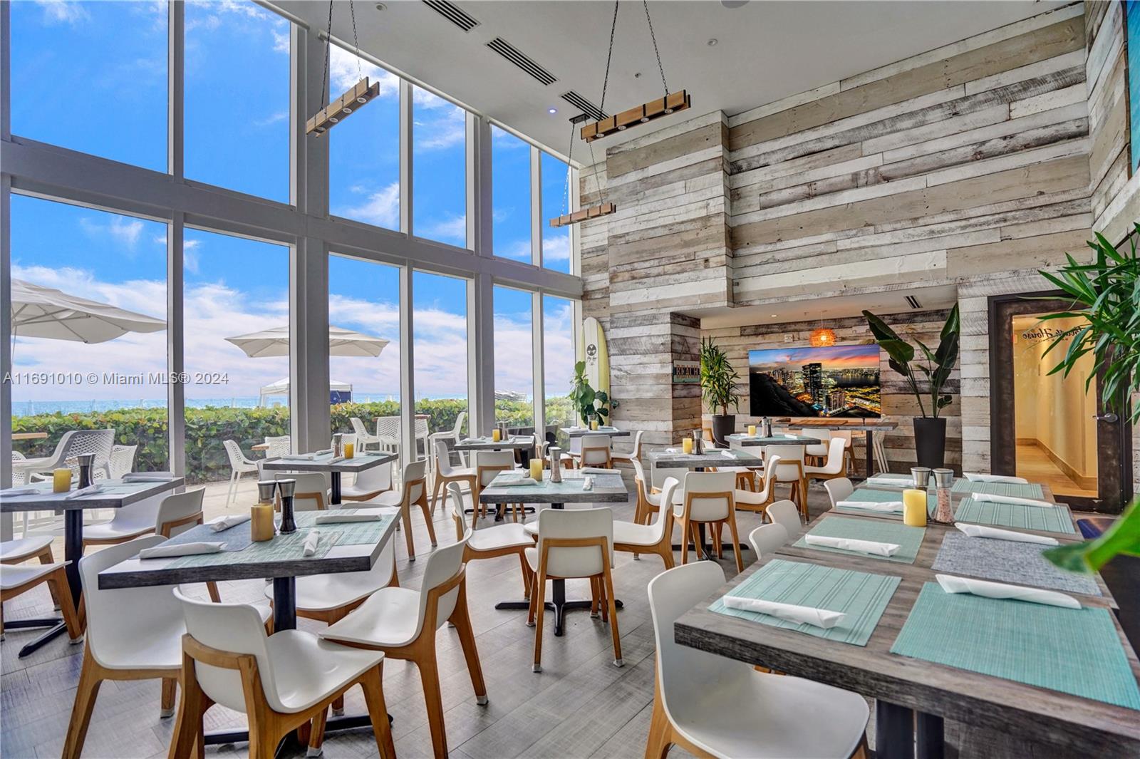 15811 Collins Ave #3405, Sunny Isles Beach FL 33160