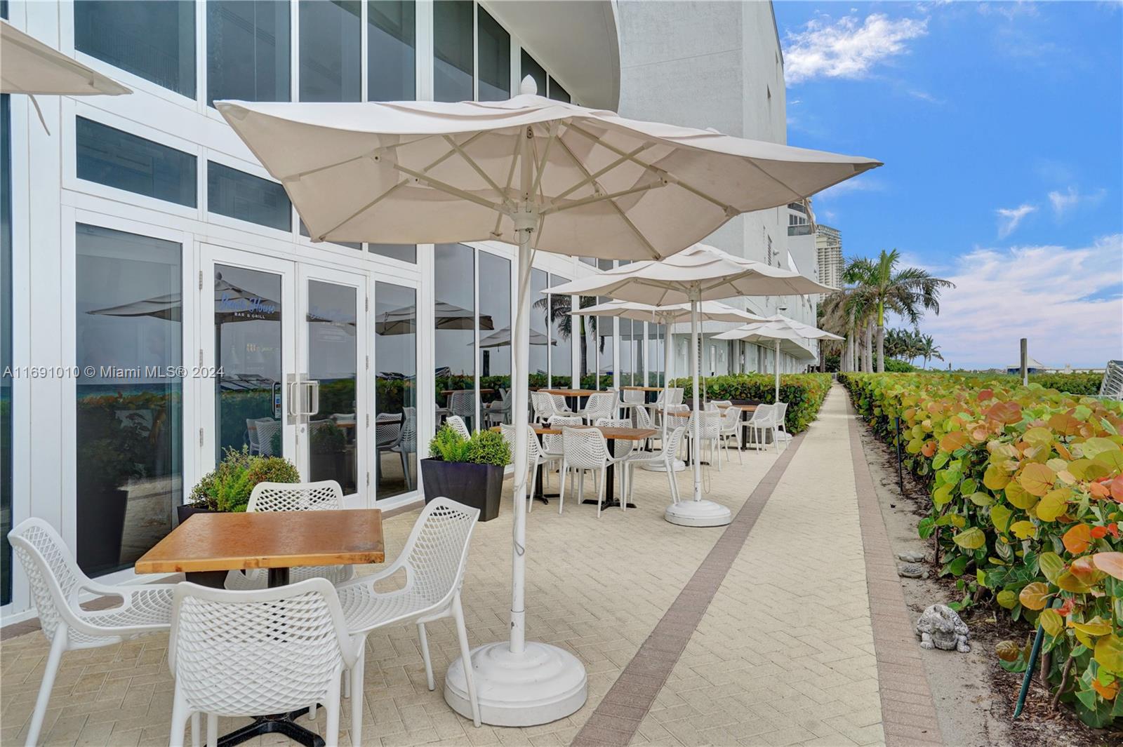 15811 Collins Ave #3405, Sunny Isles Beach FL 33160