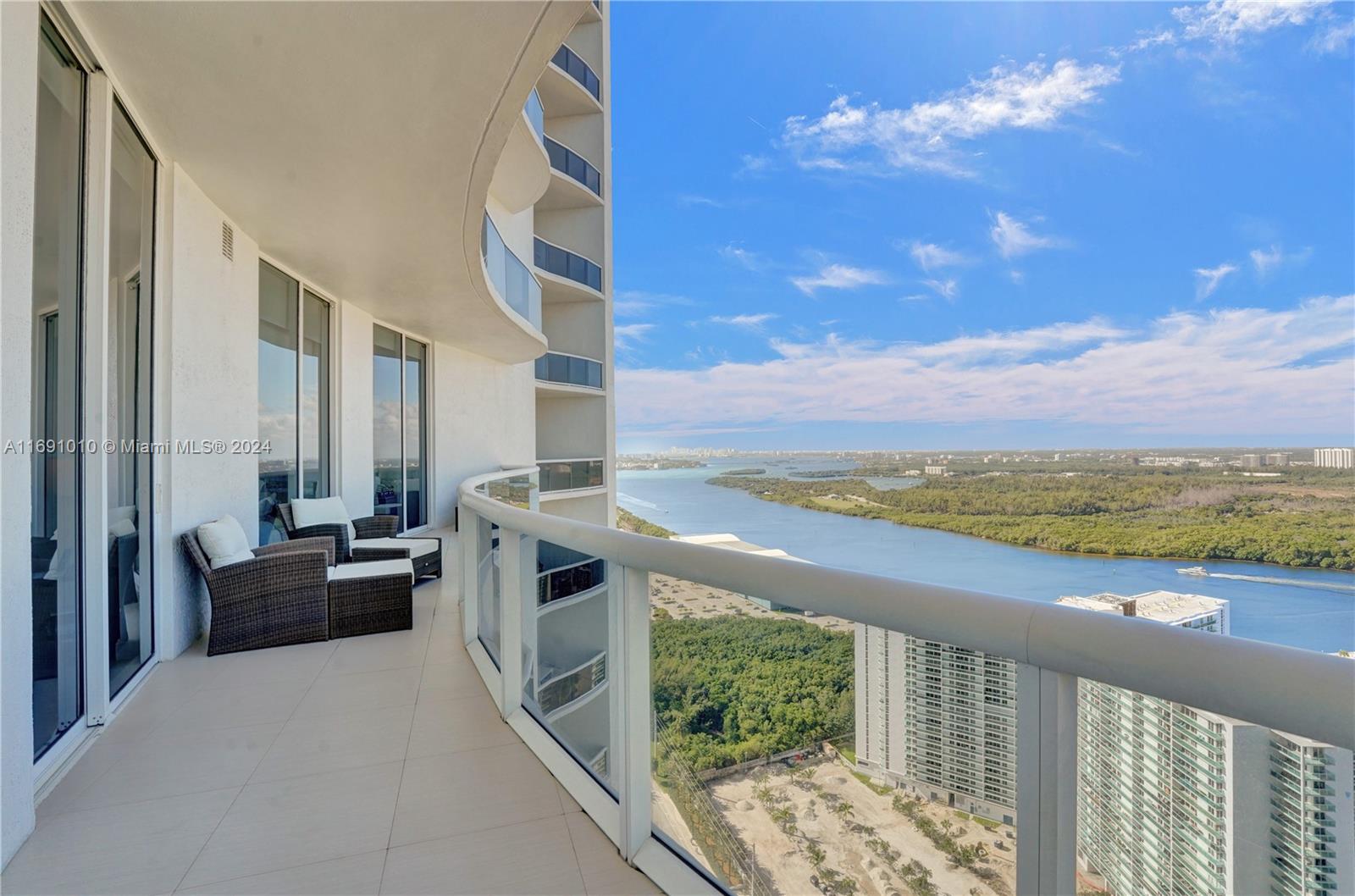 15811 Collins Ave #3405, Sunny Isles Beach FL 33160