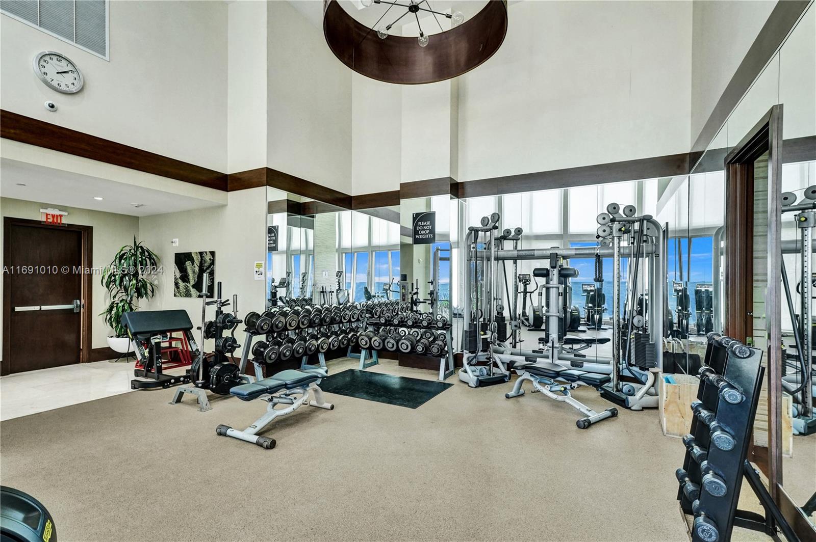 15811 Collins Ave #3405, Sunny Isles Beach FL 33160
