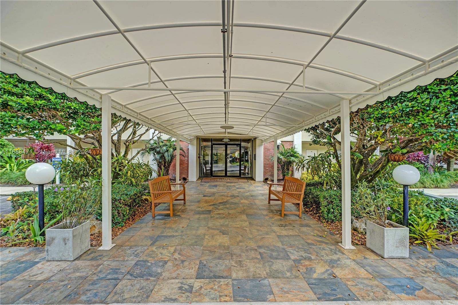 808 Cypress Blvd #503, Pompano Beach, Florida image 3