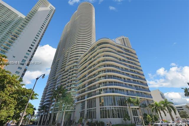 Unparalleled Amenities at Your Doorstep!*

- Publix, park, gyms, yoga studios, restaurants, and convenience stores within walking distance
- 5-minute drive to Brickell, Bayside, Midtown, Wynwood, and Design District

*Breathtaking Views!*

- 18th-floor Bay views overlooking Miami's vibrant skyline

*Luxurious Features!*

- completely furnished
- Stunning crystal white tile floors
- Blinds
- ?Spacious kitchen and luxurious bathroom

*Move-In Ready!*

- Fully equipped and furnished for immediate occupancy
- Perfect for professionals, couples, and investors

*Additional Features:*

- Secure building with top-notch amenities
- Prime location for urban lifestyle
- Unbeatable value in Miami's real estate market!

Schedule a showing today!