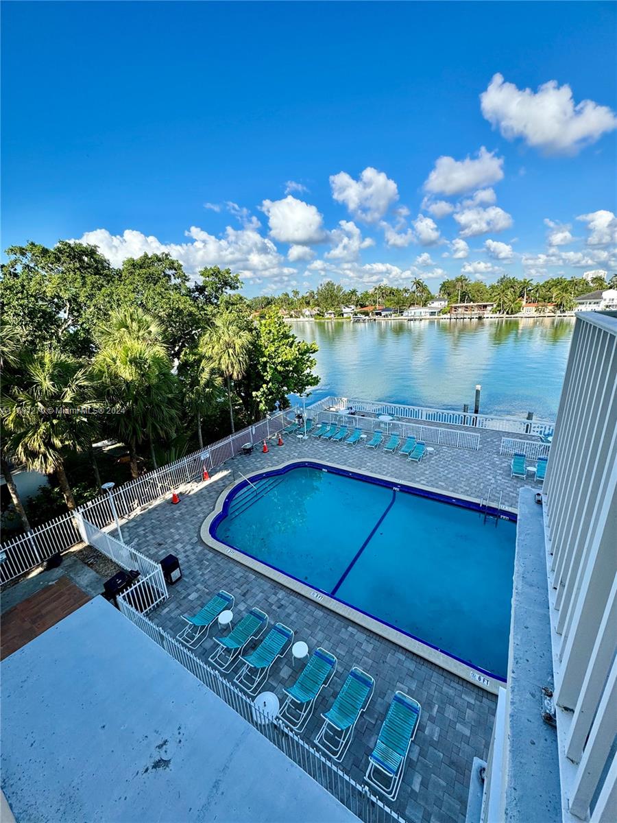 1455 N Treasure Dr #2A, North Bay Village, Florida image 27