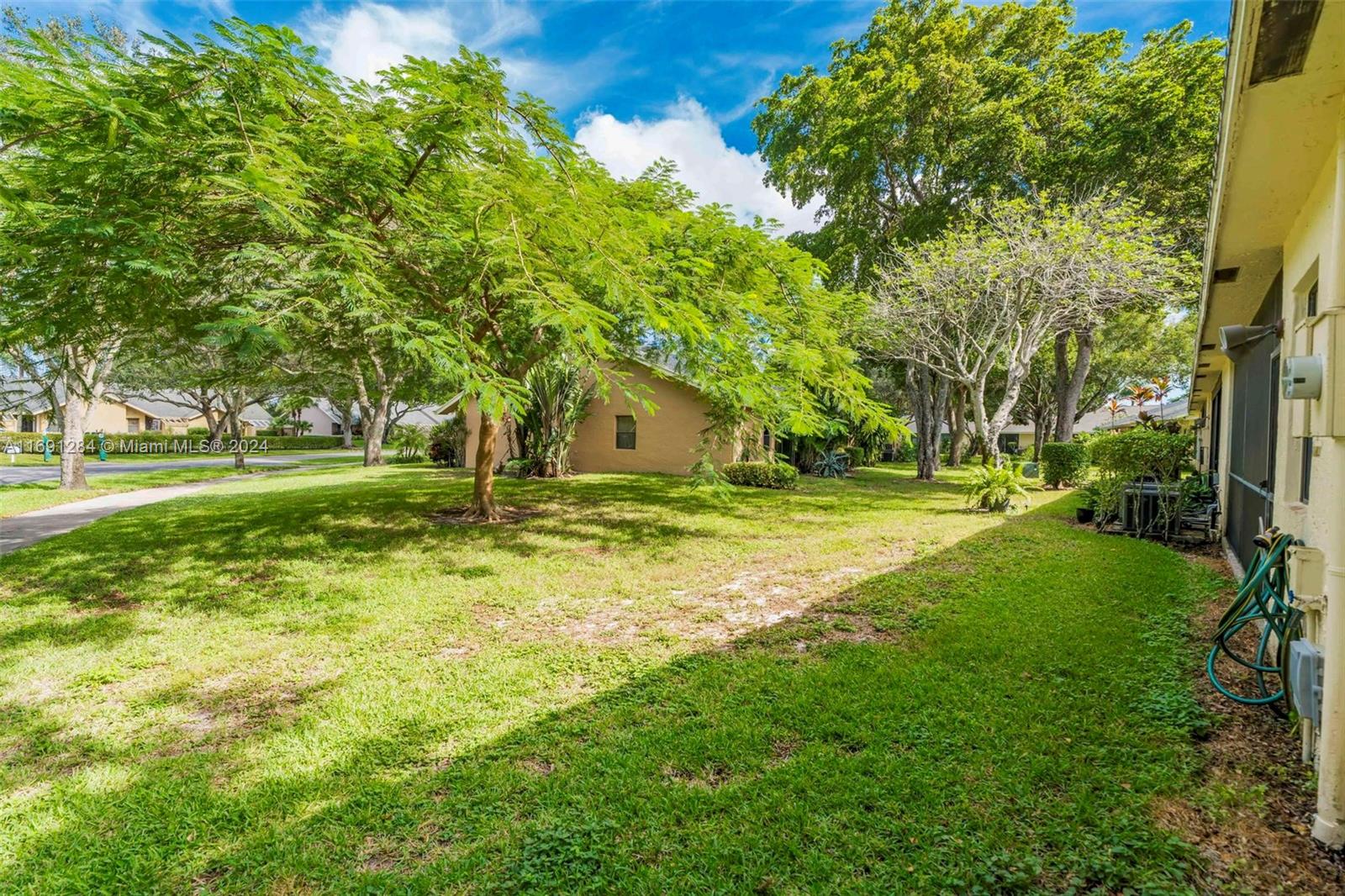 10925 Lake Front Pl, Boca Raton, Florida image 28