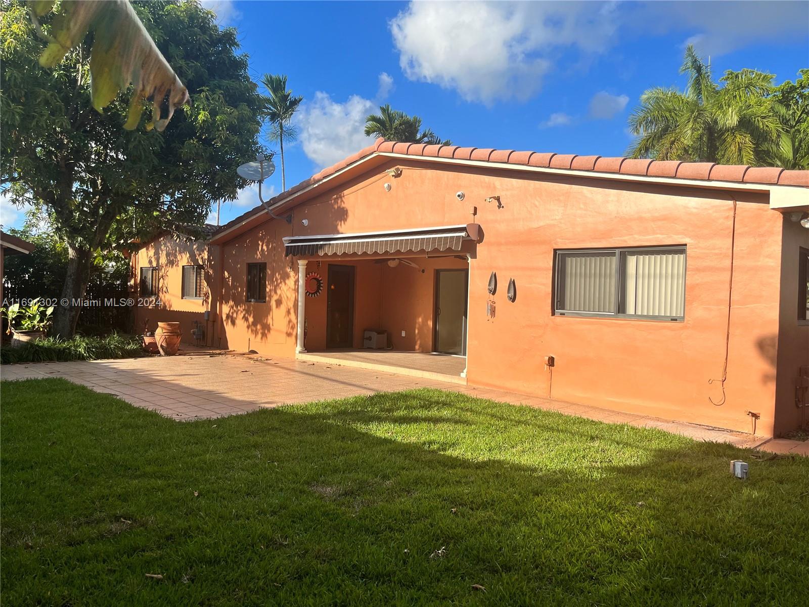 6448 W 11th Ave, Hialeah, Florida image 32