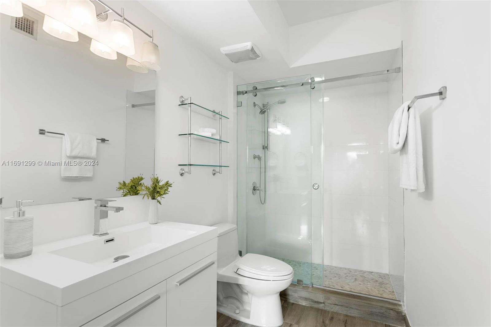 110 Washington Ave #2521, Miami Beach FL 33139