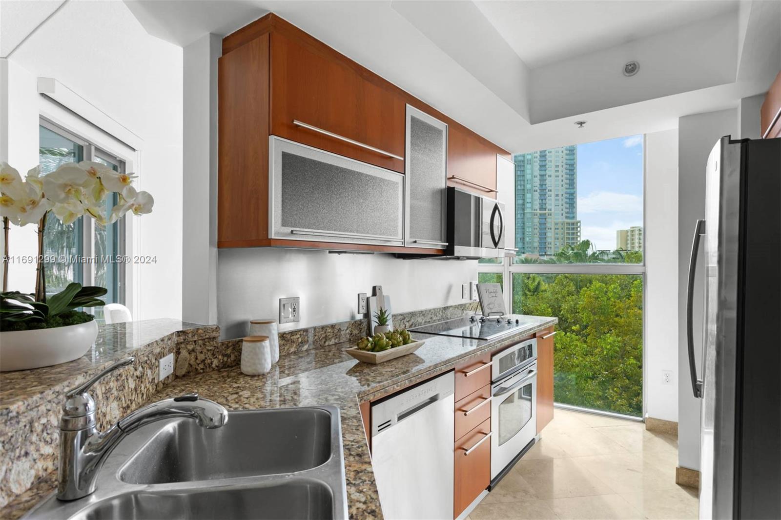 110 Washington Ave #2521, Miami Beach FL 33139