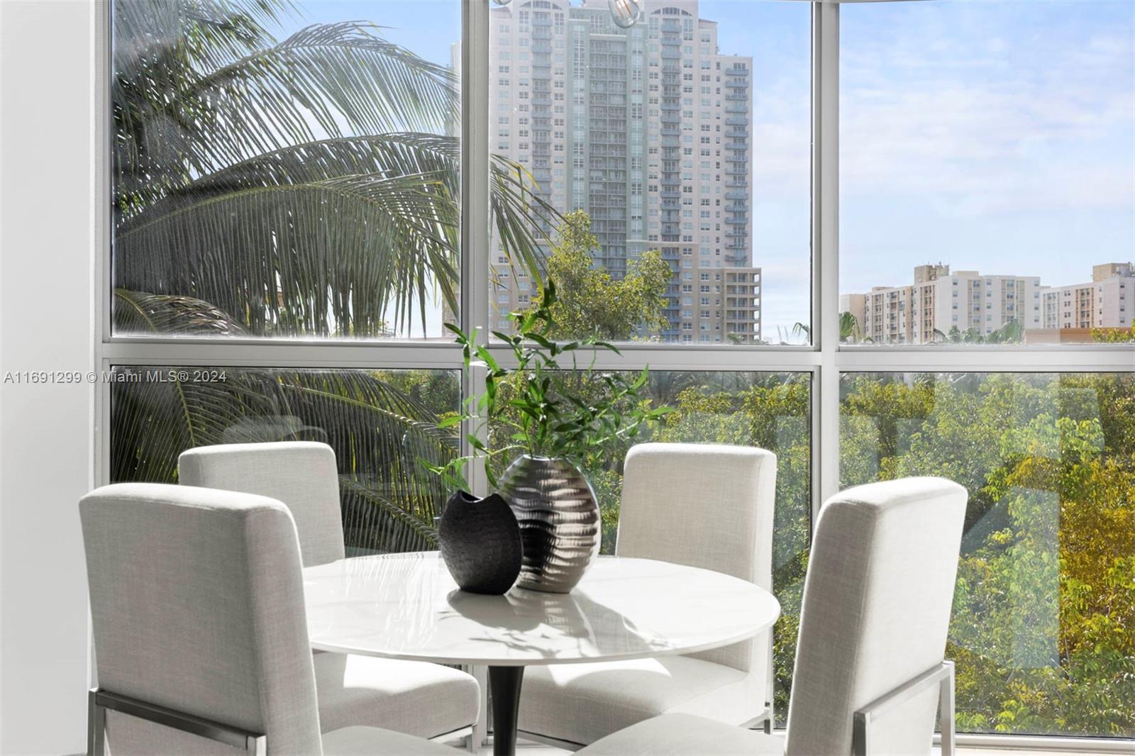 110 Washington Ave #2521, Miami Beach FL 33139