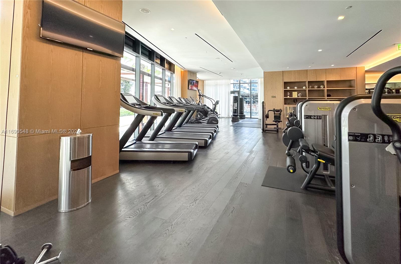 801 S Miami Ave #4803, Miami FL 33130