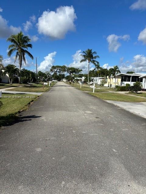 Residential, Boynton Beach, Florida image 32