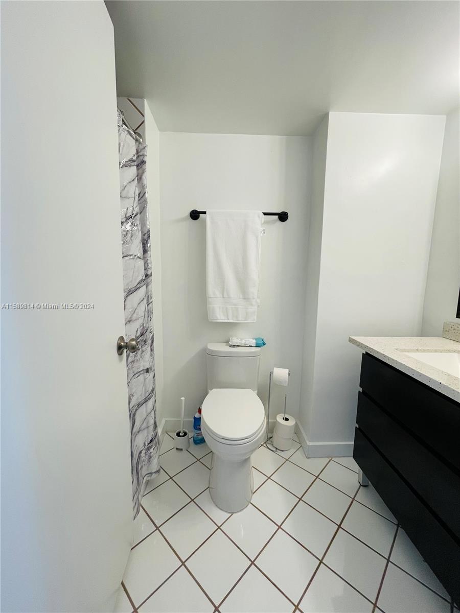 18041 Biscayne Blvd #1701, Aventura, Florida image 10