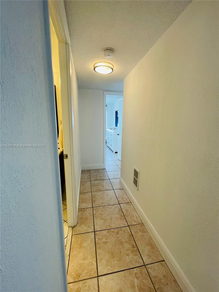 18041 Biscayne Blvd #1701, Aventura, Florida image 29