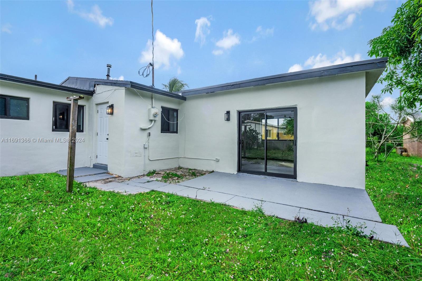 1275 NW 188th St, Miami Gardens, Florida image 35