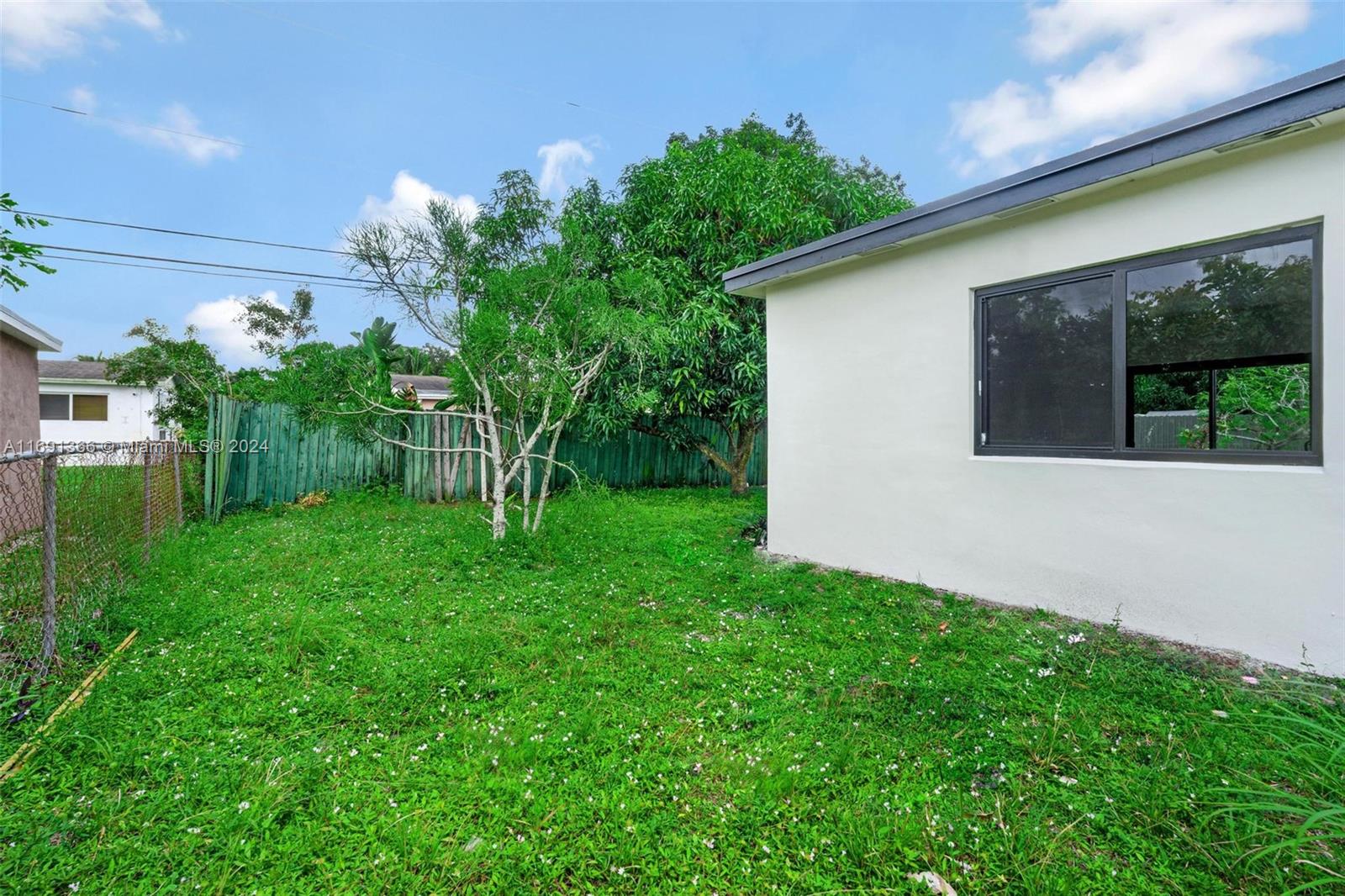 1275 NW 188th St, Miami Gardens, Florida image 36