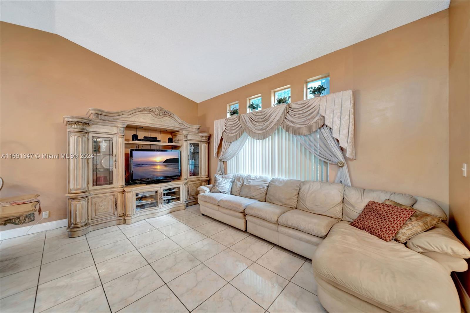 9861 NW 28th Pl, Coral Springs, Florida image 13