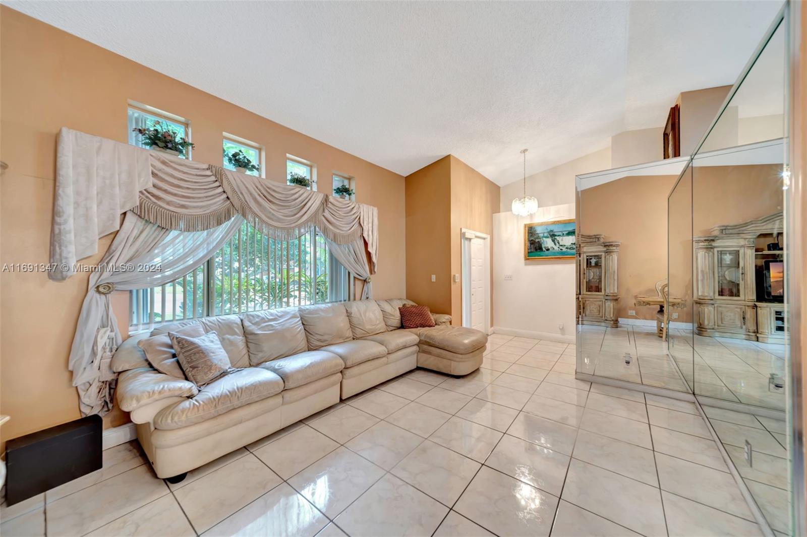 9861 NW 28th Pl, Coral Springs, Florida image 14