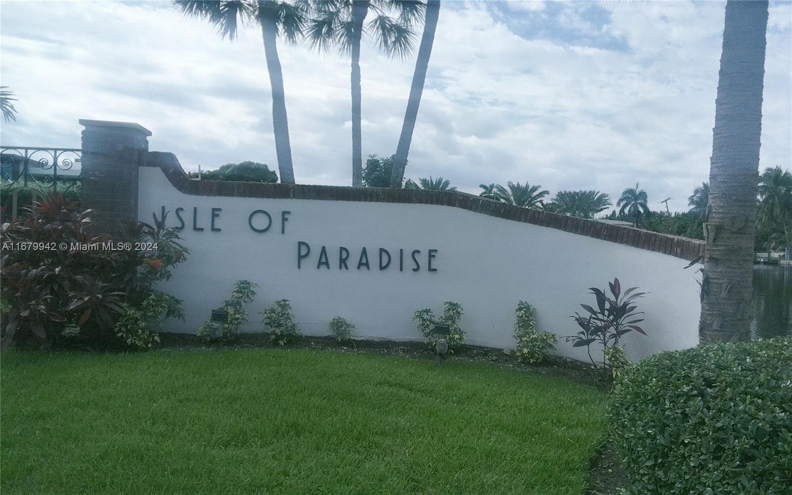 465 Paradise Isle Blvd #306, Hallandale Beach, Florida image 14