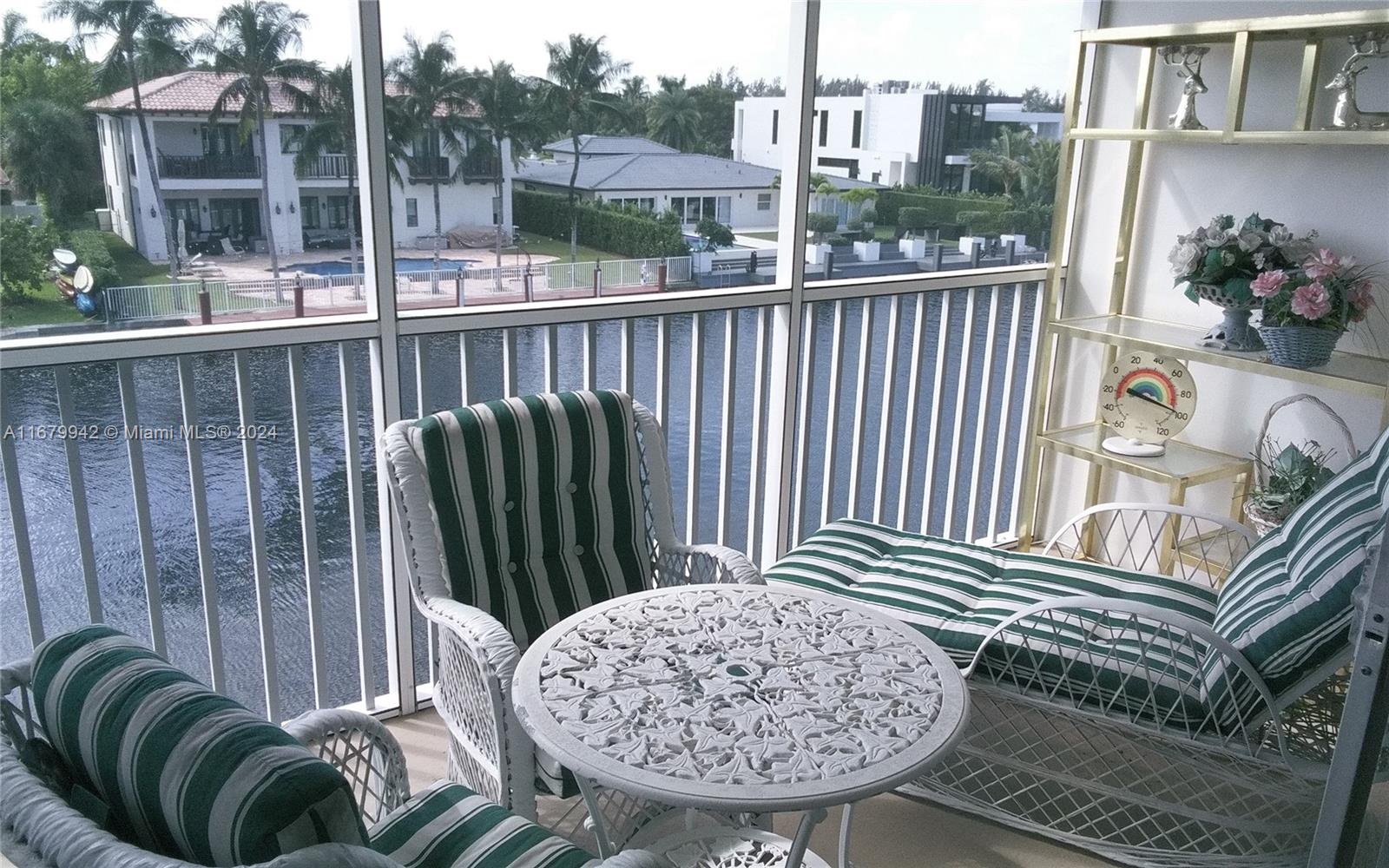 465 Paradise Isle Blvd #306, Hallandale Beach, Florida image 4