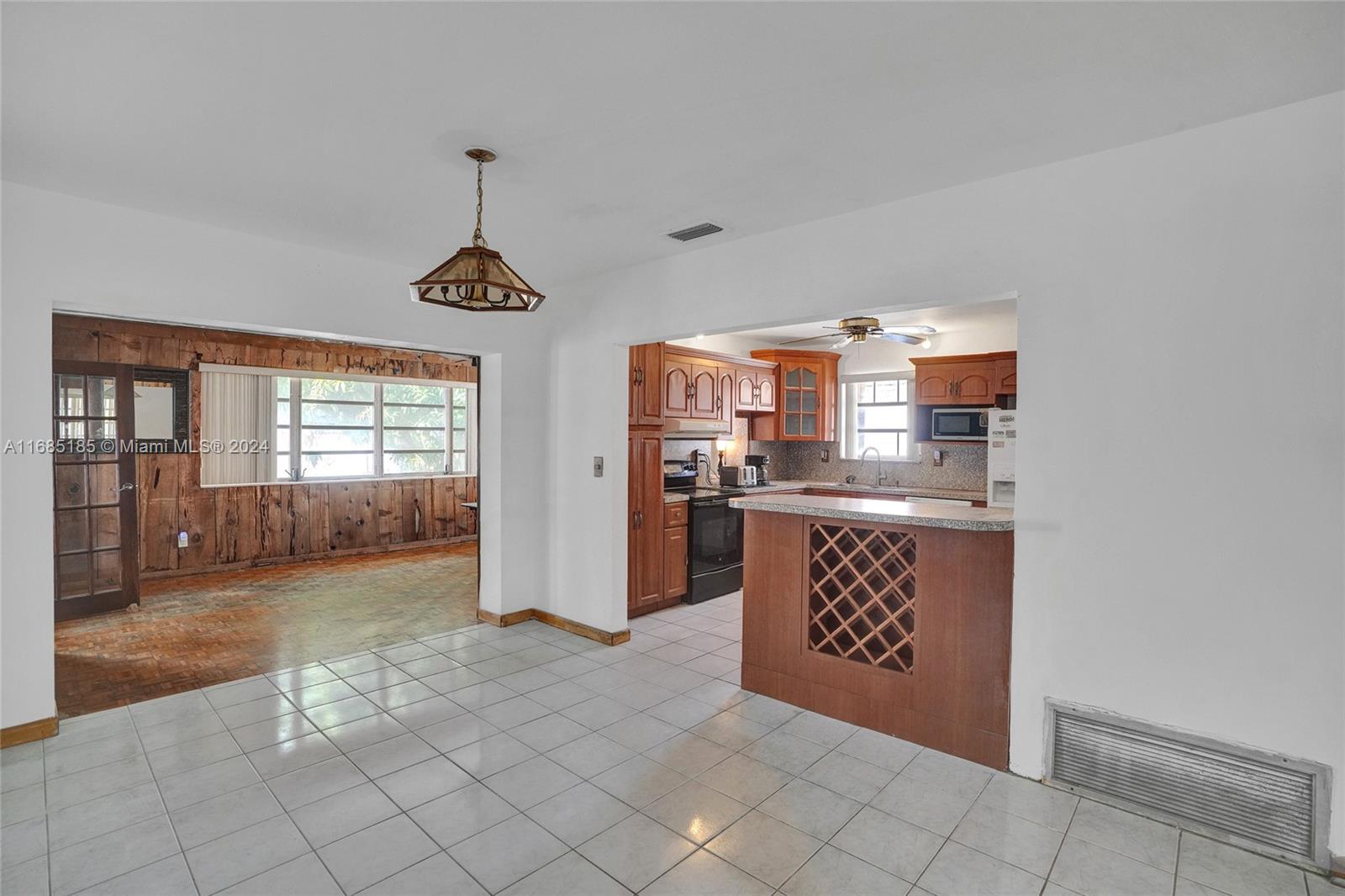 700 NW 76th Ave, Pembroke Pines, Florida image 19