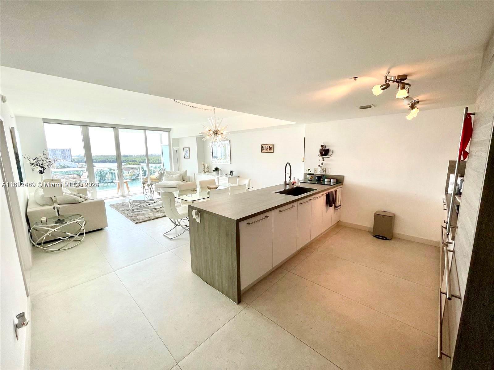 400 Sunny Isles Blvd #916, Sunny Isles Beach, Florida image 2