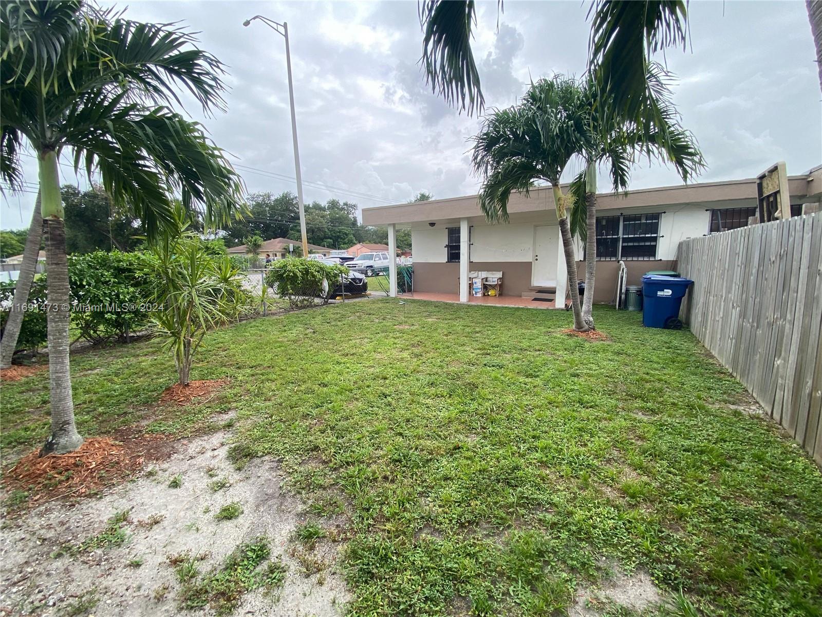 3235 NW 46th St, Miami, Florida image 3