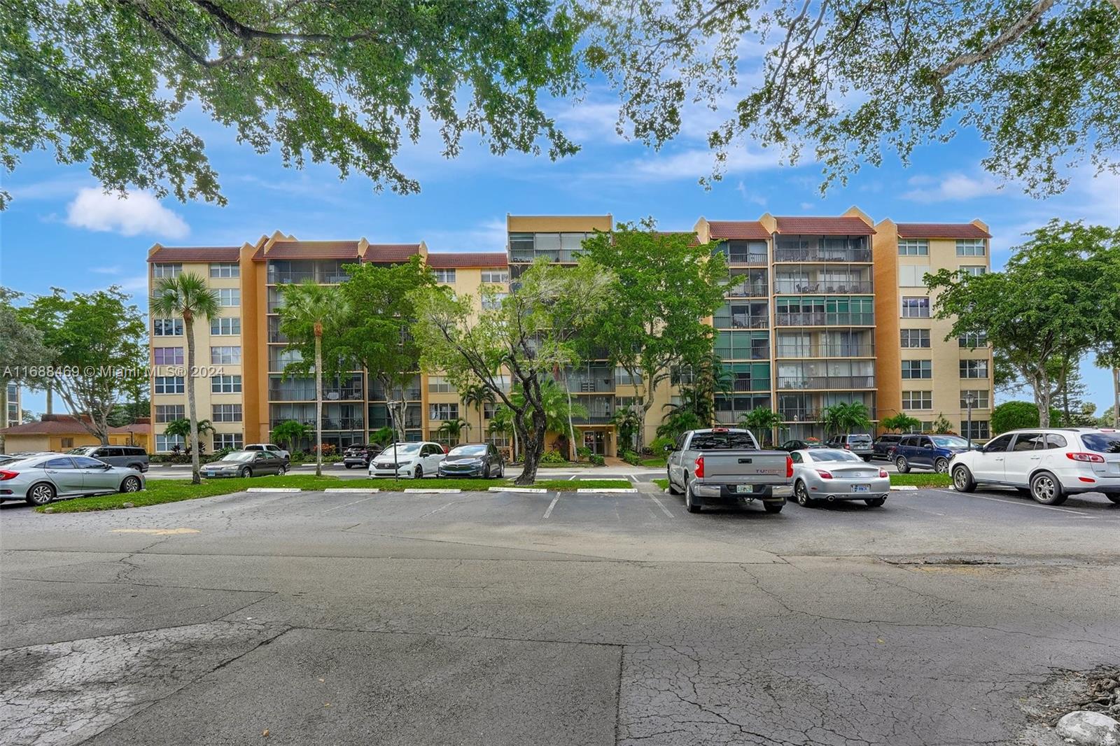 3771 Environ Blvd #153, Lauderhill, Florida image 28