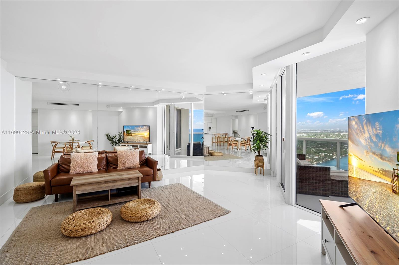 4779 Collins Ave #3608, Miami Beach FL 33140