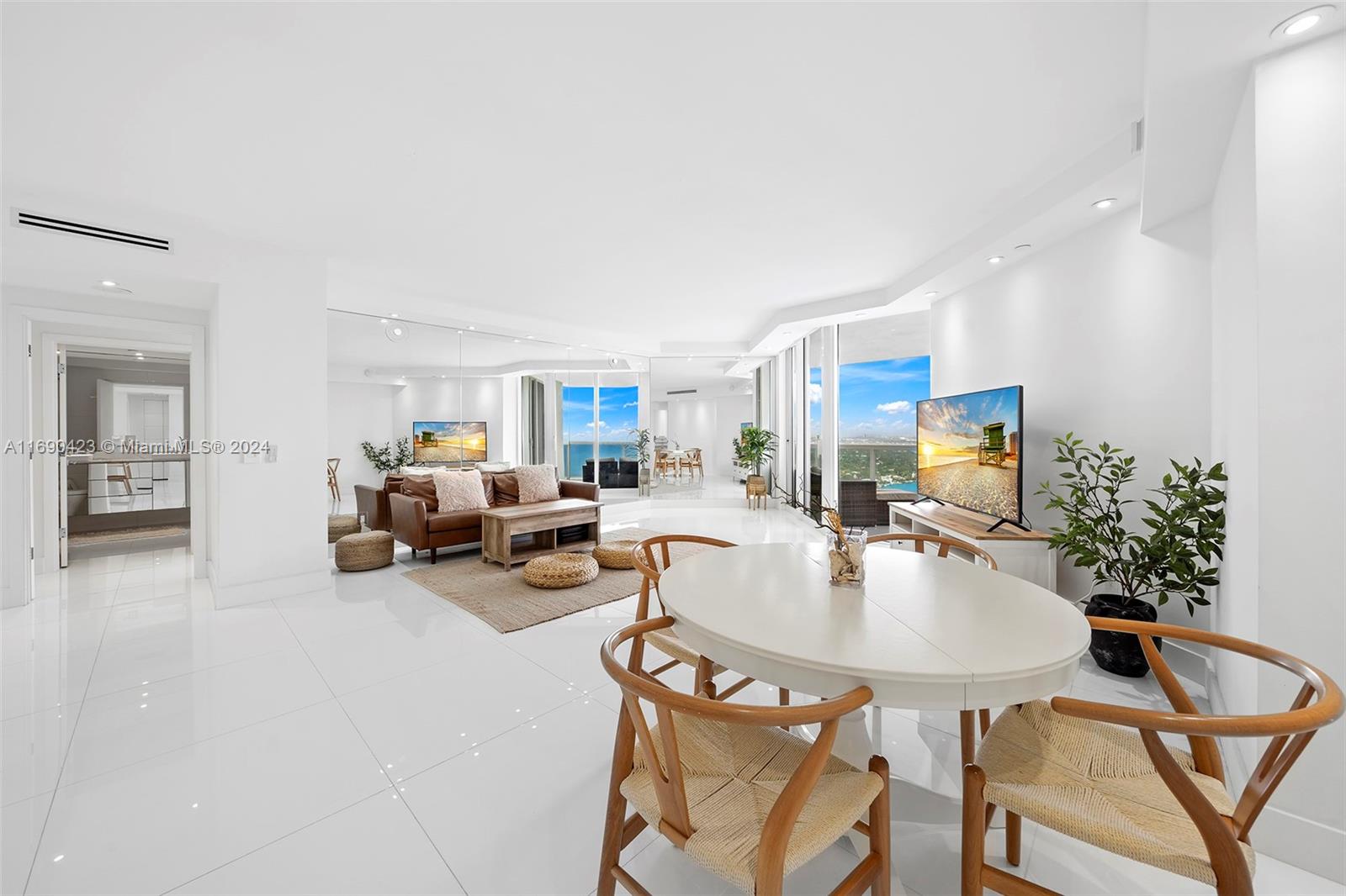 4779 Collins Ave #3608, Miami Beach FL 33140