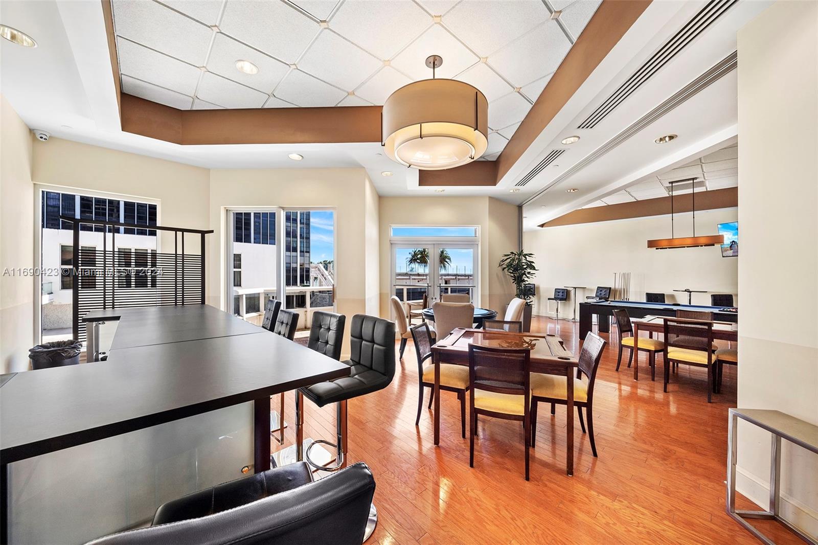 4779 Collins Ave #3608, Miami Beach FL 33140